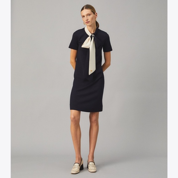 Tory Burch Dresses & Skirts - Tory Burch Blue and White Sheath Mini Dress Crew Neck Short Sleeve